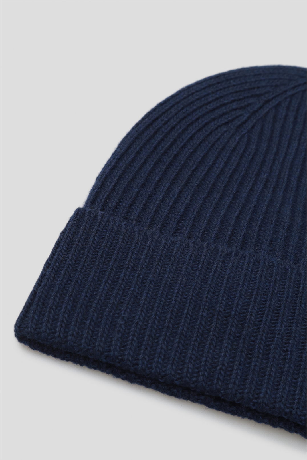 Чоловічий темно-синій набір аксесуарів (шапка, шарф) - 4