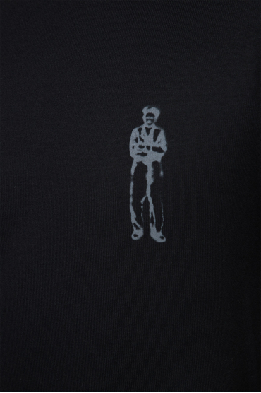 Чоловіча чорна футболка - 3