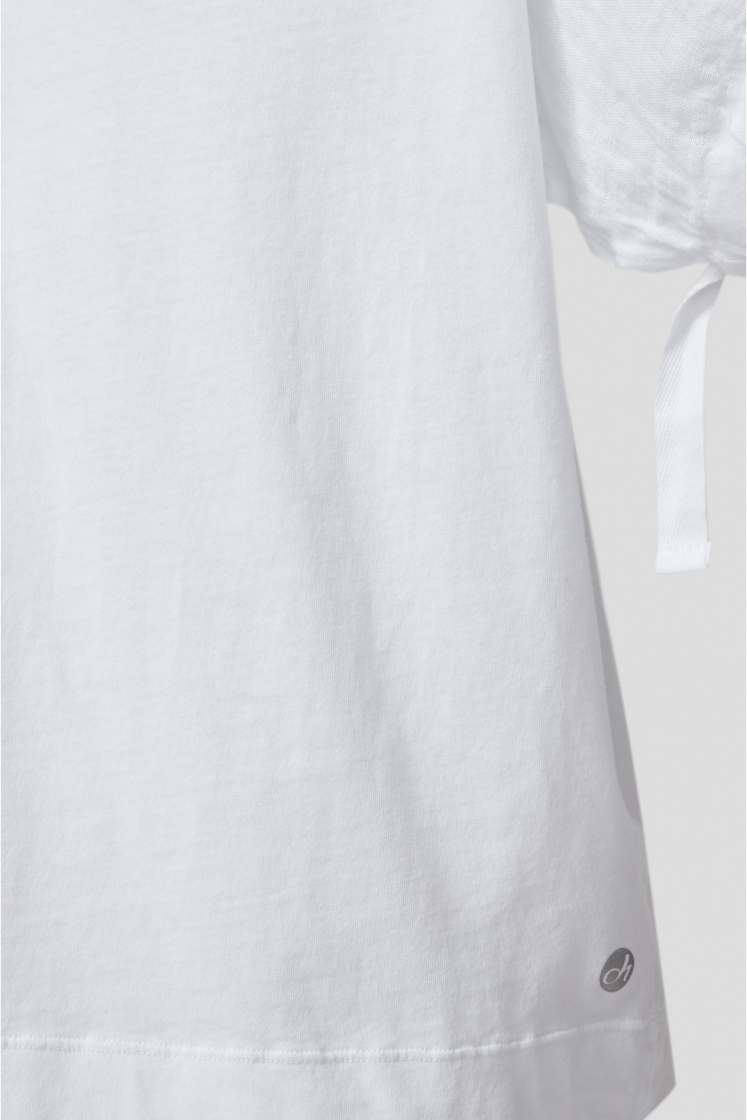 Женская белая футболка - 3