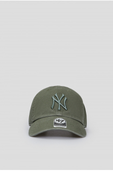 Зеленая кепка