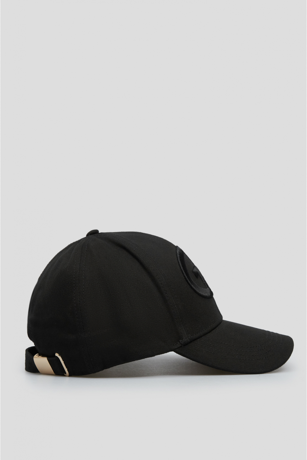 Женская черная кепка - 3