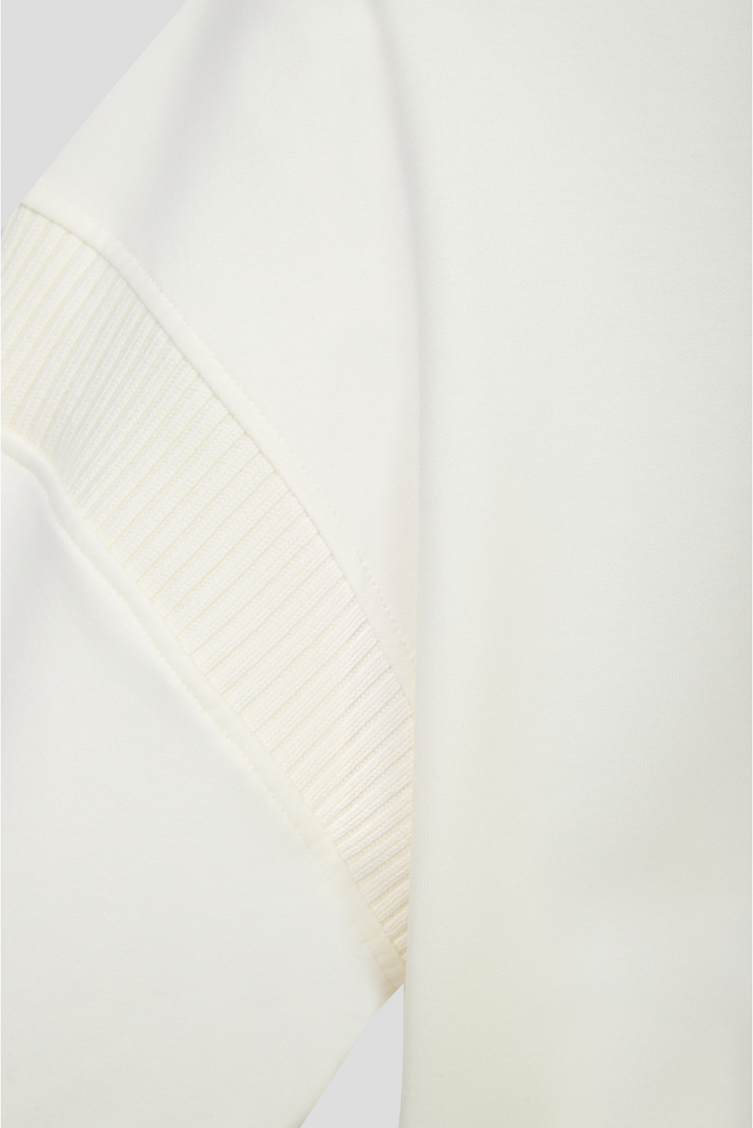 Женский белый костюм (свитшот, брюки) - 4