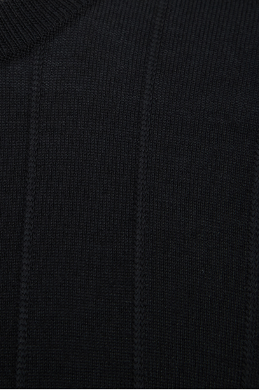 Чоловічий чорний джемпер з коротким рукавом - 3