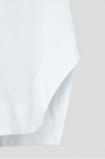 Женская белая футболка - 4