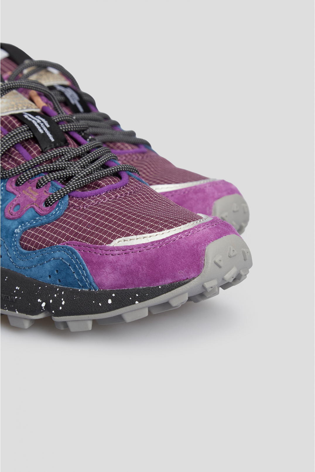 Фиолетовые кроссовки - 5