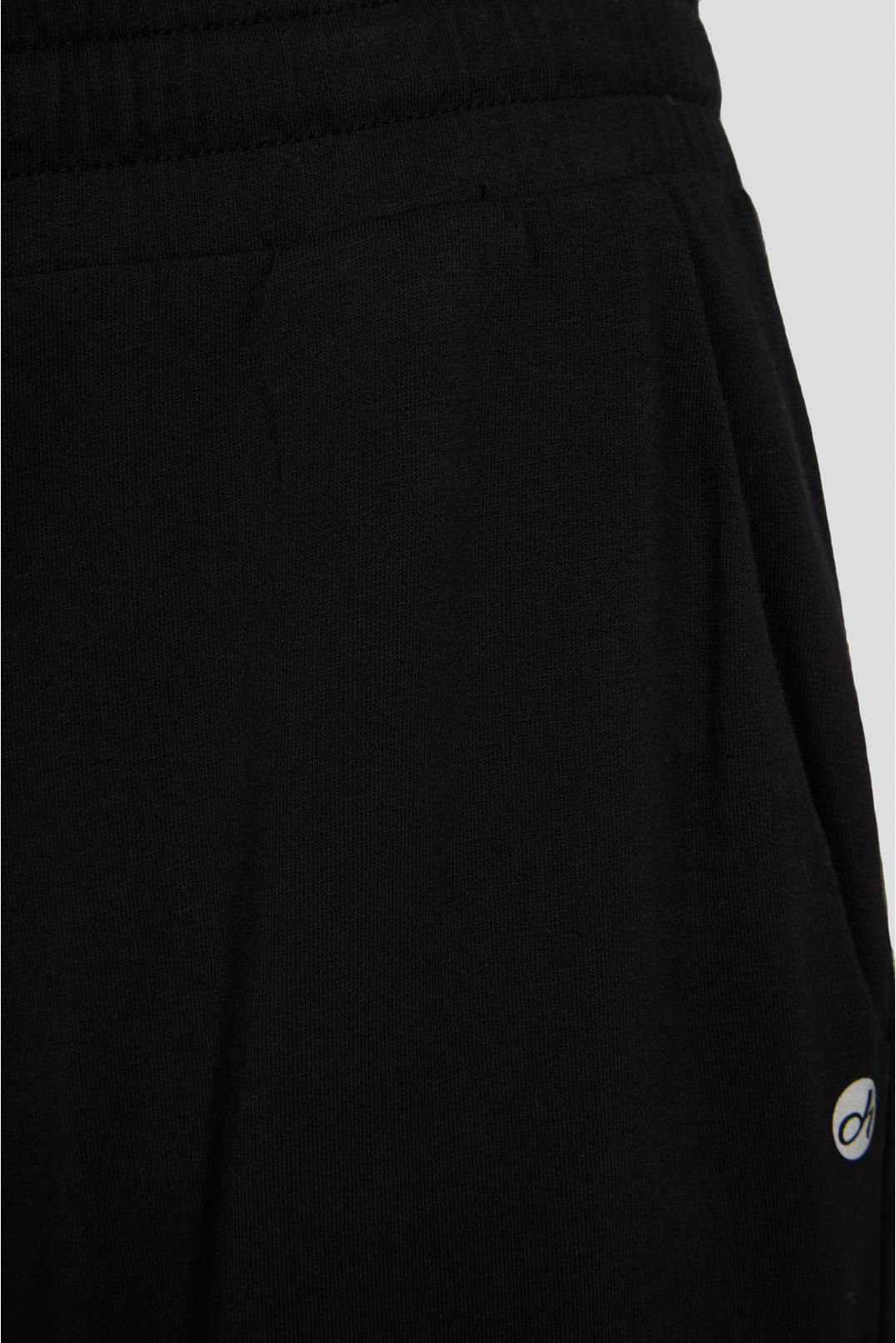 Жіночий чорний спортивний костюм (худі, штани) - 4
