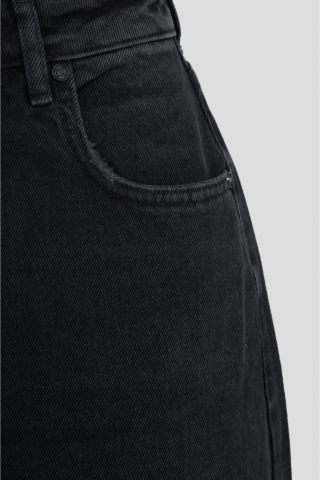 Женские черные джинсы - 4