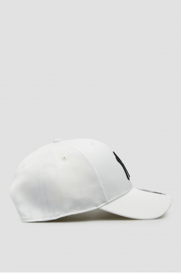 Біла кепка - 3